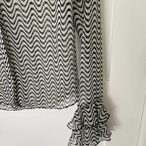Parasuco Funky Black and White Striped Sheer Blouse - Picture 6 of 13